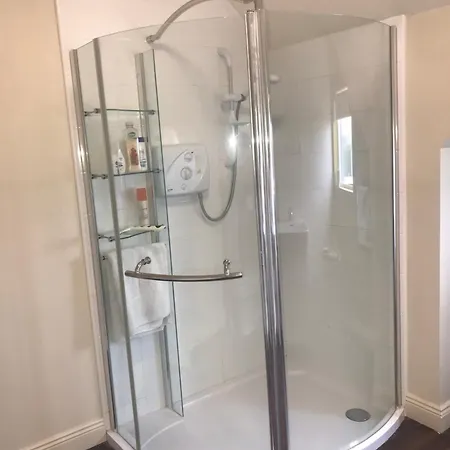 Ubytování v soukromí Burton Hall - Pauline *